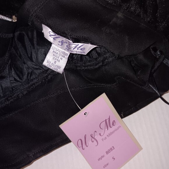 U & ME FOR MILLENNIUM GOTH LACE LAYERED SKIRT - Picture 7 of 15